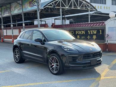 2022 Porsche Macan S S