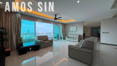 Condominium For Sale in Central Park
