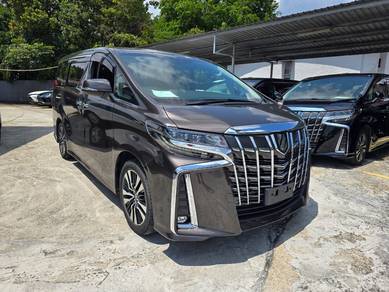 Toyota Alphard SC in Damansara Kim, SGR