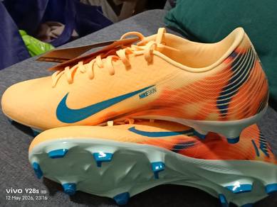 kasut boots,kasut bola, Nike Zoom Vapor 12