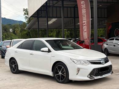2015 Toyota Camry HYBRID