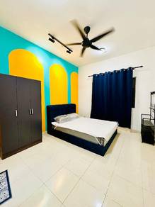 Condominium For Rent in Pelangi Utama