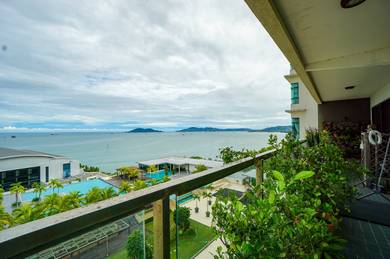 Condominium For Sale in The Peak Vista
