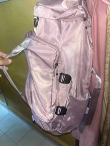 beg hiking/balik kampung