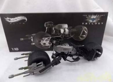 Hot Wheels Elite 1:18 Batpod Batman Dark Knight