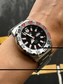 Seiko 5Sports Monster