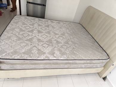 Queen Size bed 