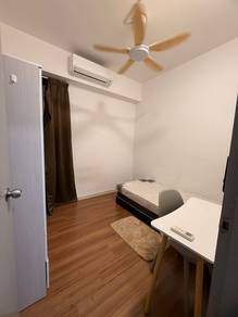 Condominium For Rent in M Vertica