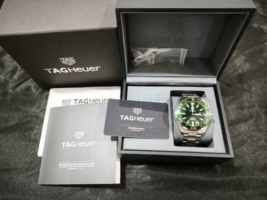 TAG Heuer Aquaracer Calibre 5 Automatic Green Dial