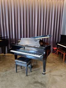 K.kawai KG3C grand piano