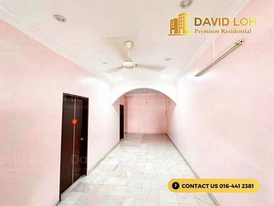 Terraced House For Sale in Jelutong,PNG