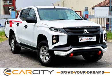 Mitsubishi Triton VGT PREMIUM in Bangi, SGR