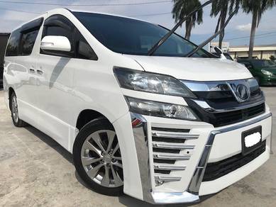 Toyota Vellfire X MOON ROOF in Klang, SGR