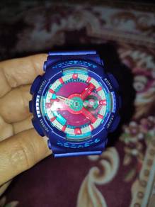 G-Shock GMA S110HC (Hyper Colors).