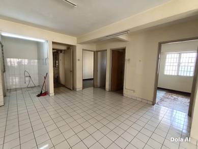 Apartment For Sale in Desa Dua Aman Puri