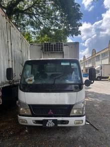 Lori Untuk dijual