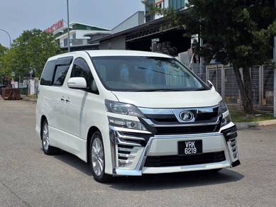 Toyota Vellfire Z PLATINUM SELECTION in Balakong, SGR
