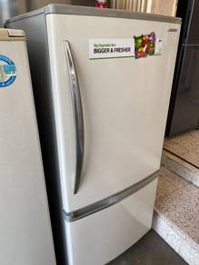 Panasonic 220L Refrigerator 6mr1n - terpakai