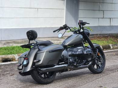 BMW R 18