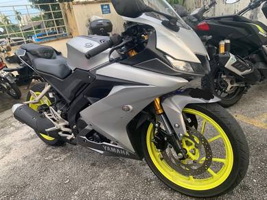 Yamaha R15