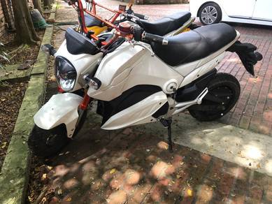 lima EV bike scooter