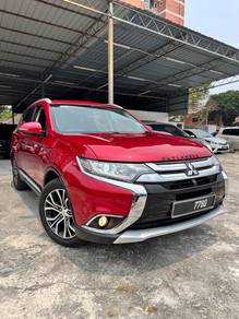 Mitsubishi Outlander 2.0 AWD in Sungai Besi, KUL
