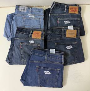 Levi’s Jeans sz 42 Combo..