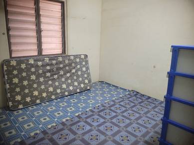 Room in Ara Damansara, SGR