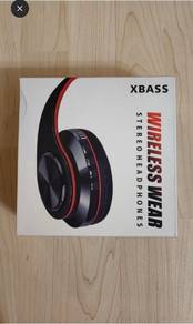 XBASS wirelesswear stereoheadphones