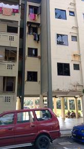 Flat For Rent in Pangsapuri Merak (Kangkar Pulai)