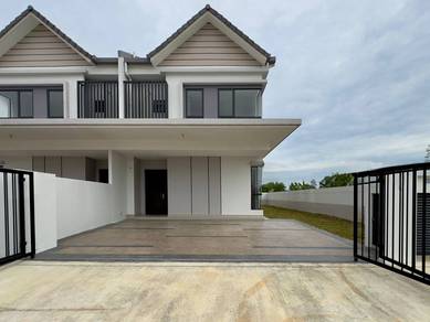 Semi-Detached House For Sale in Cyberjaya,SGR