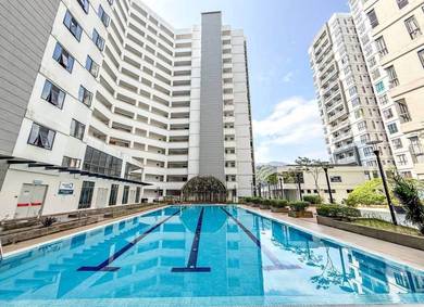 Condominium For Sale in Legendview