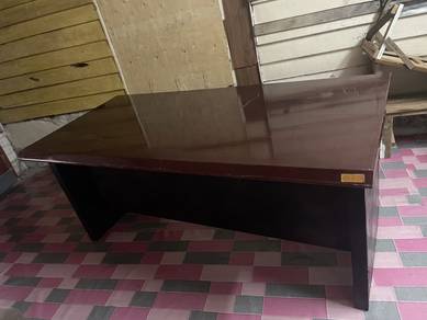 Wooden Exclusive Table
