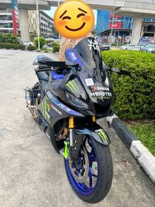 Yamaha R25