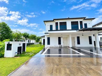 Semi-Detached House For Sale in Puncak Alam,SGR
