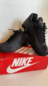 Kasut Nike untuk dijual