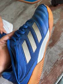 kasut futsal adidas ori