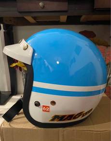 Helmet untuk dijual
