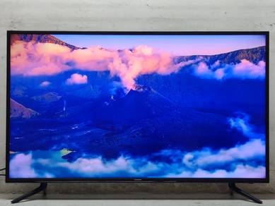 Samsung 48" 4k Smart LED TV good condition 
