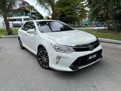 Toyota Camry HYBRID in Bukit Jalil, KUL