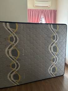 queen size matress