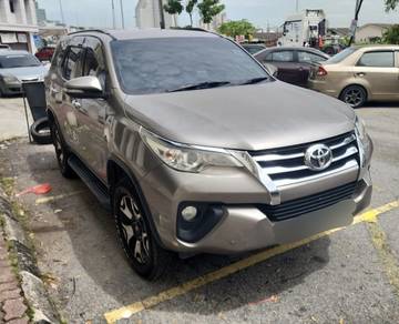 Toyota Fortuner G in Klang, SGR