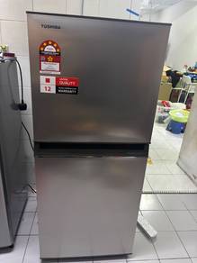 Peti Ais Toshiba 220L