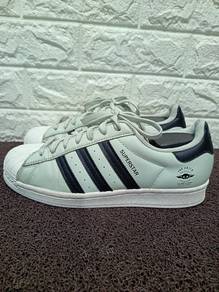 Uk7.5 Adidas Superstar The Child Star Wars Sneaker