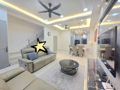 2-storey Terraced House For Sale in Horizon Hills,JHR
