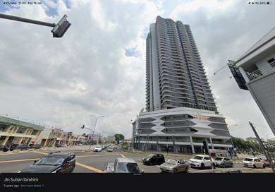Condominium For Rent in Troika Residence