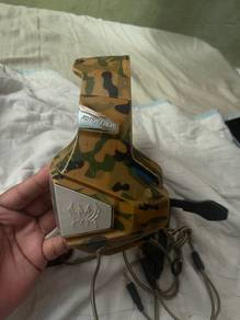 Tv Monitor DTAC,Guitar and HEADSET G7500