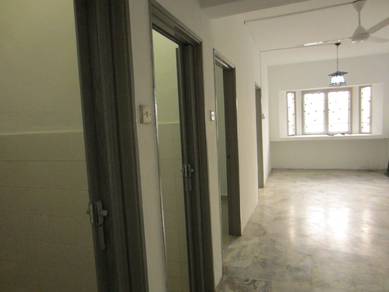 Apartment For Sale in Kampung Tasik Tambahan