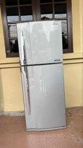 Toshiba small peti ais