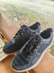 Kasut skechers